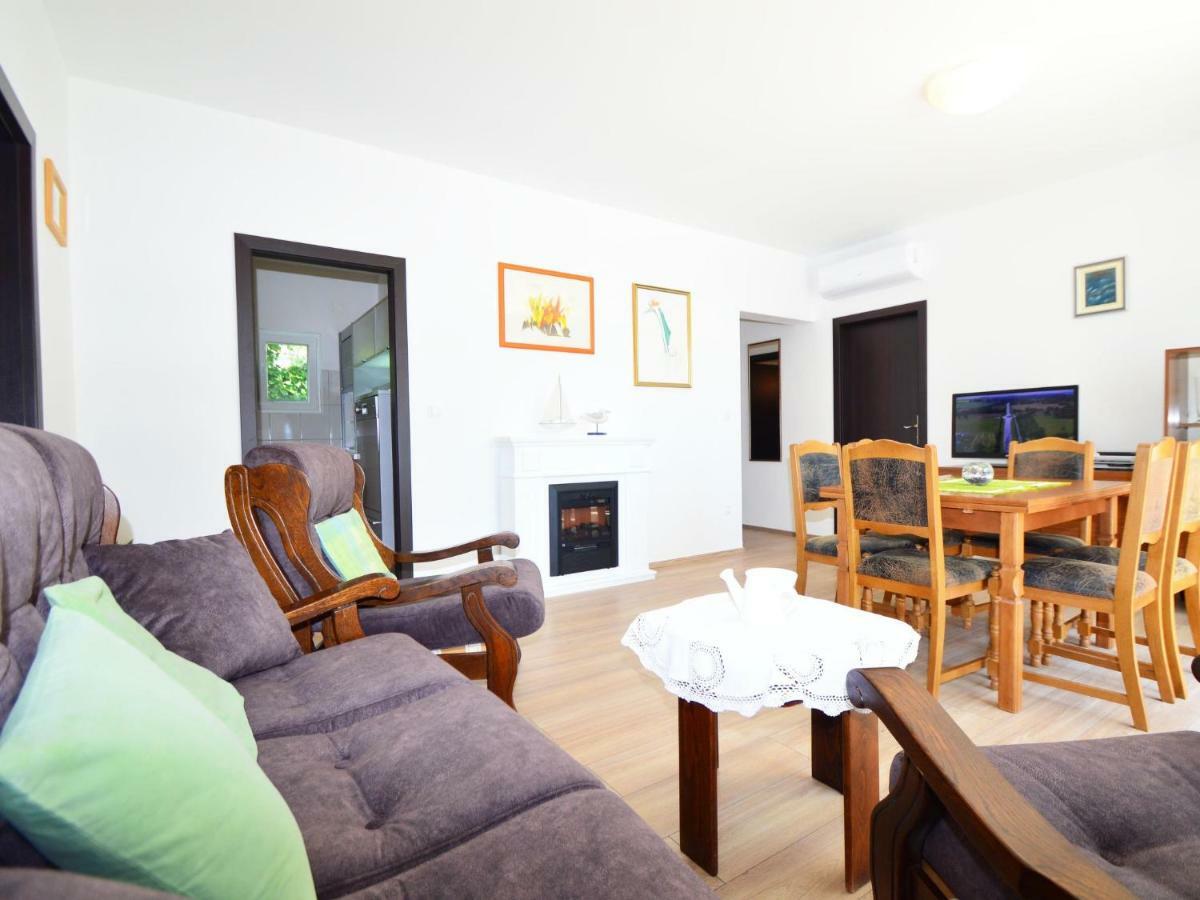Apartment Amiela By Interhome Trogir Dış mekan fotoğraf